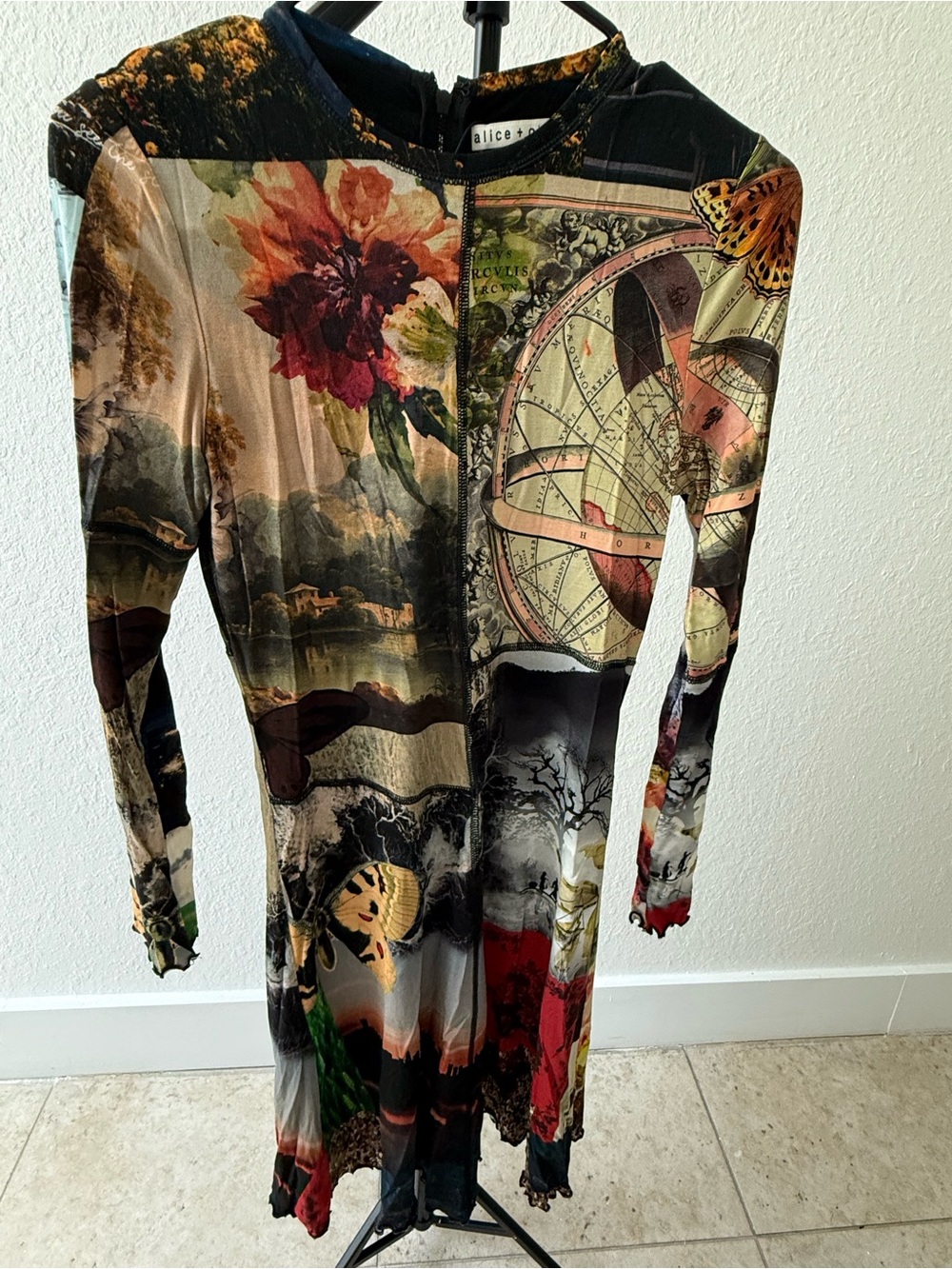 alice + olivia Multicolor Graphic Print Dress